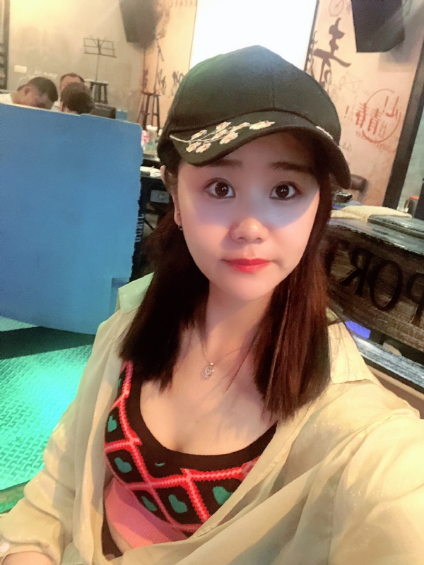 沐秋的第一张照片--包头相亲服务中心