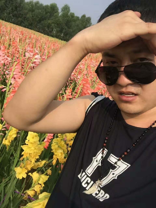 QH-蓝细胞的第一张照片--包头相亲服务中心