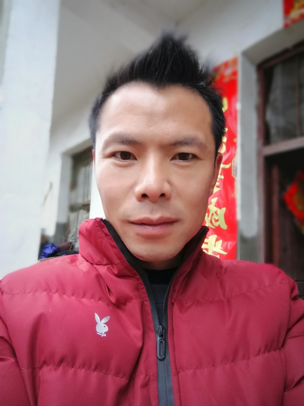 一起好好过日子的第一张照片--包头相亲服务中心