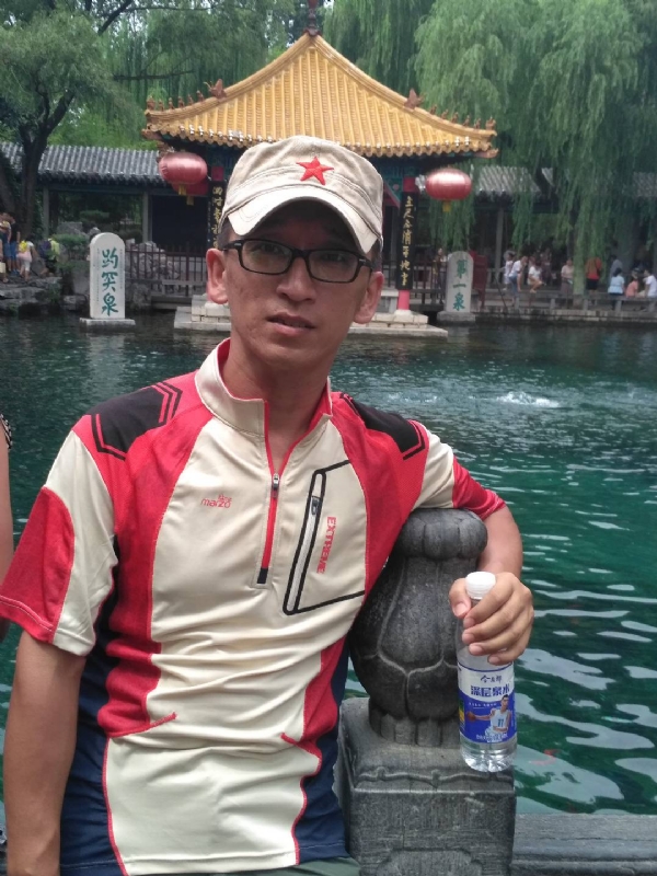 晓峰的第二张照片--包头相亲服务中心