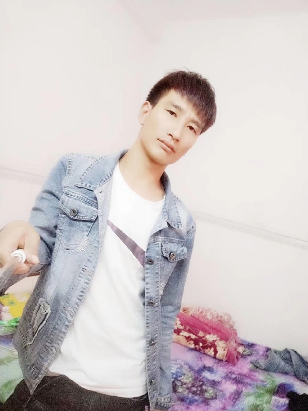 心好痛的第一张照片--包头相亲服务中心