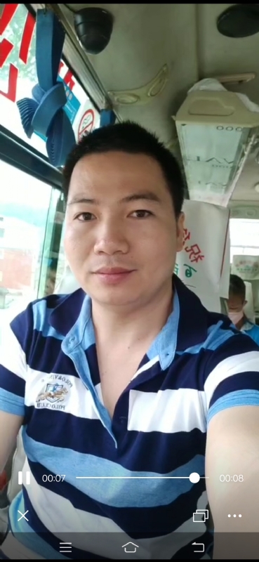 恋人未满的第一张照片--包头相亲服务中心