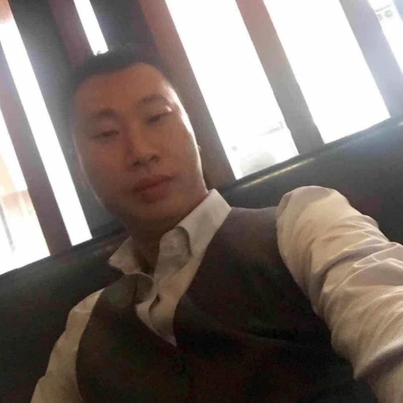 陈威的第一张照片--包头相亲服务中心