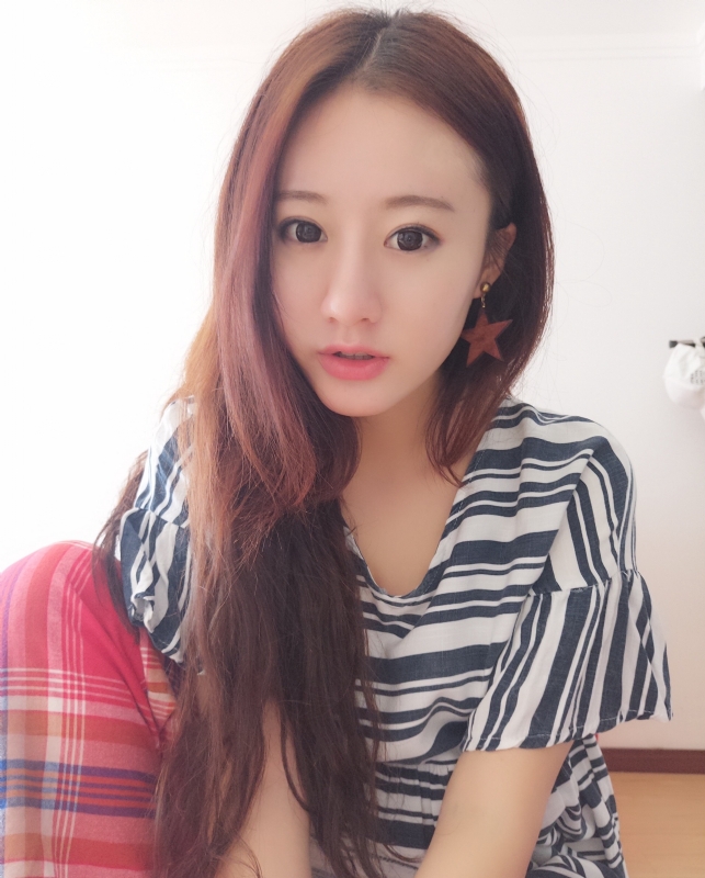 妮妮的第二张照片--包头相亲服务中心