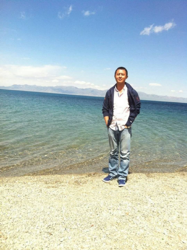 西西晨的第一张照片--包头相亲服务中心