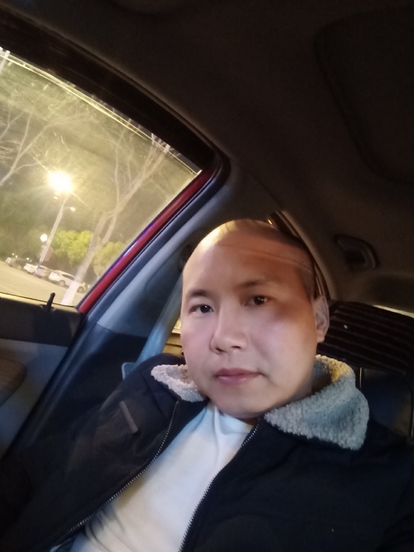 平平淡淡的第一张照片--包头相亲服务中心