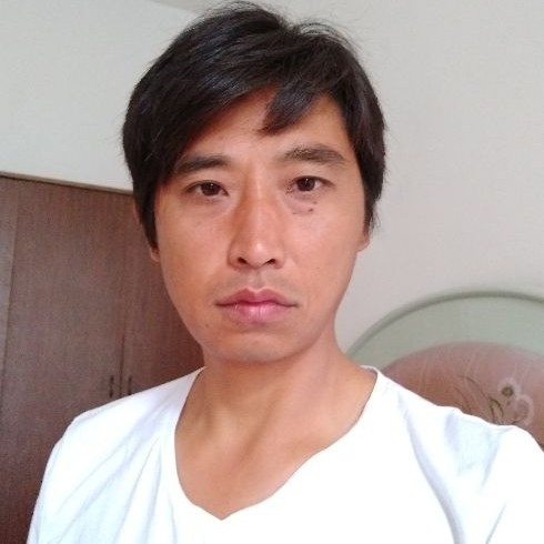 莞尔一笑的第一张照片--包头相亲服务中心