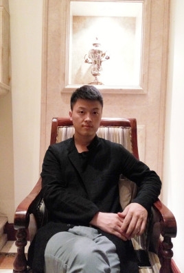 制片人杨亚林的第一张照片--包头相亲服务中心