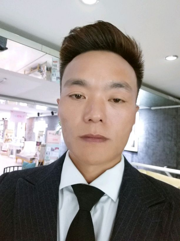 醉酒的蝴蝶的第一张照片--包头相亲服务中心