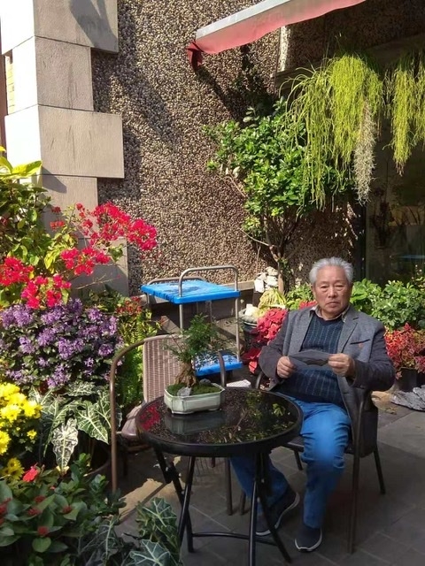 胡敬元的第二张照片--包头相亲服务中心