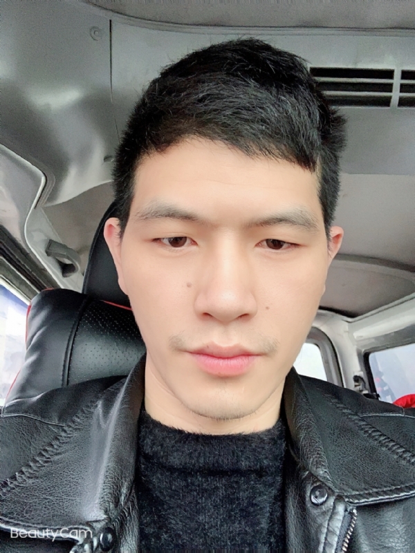 华仔的第一张照片--包头相亲服务中心