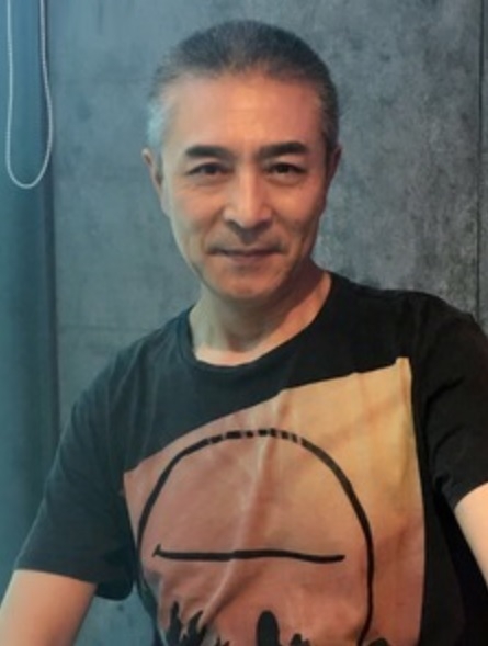 拥抱明天的第一张照片--包头相亲服务中心