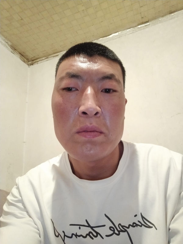 只为遇见你的第二张照片--包头相亲服务中心