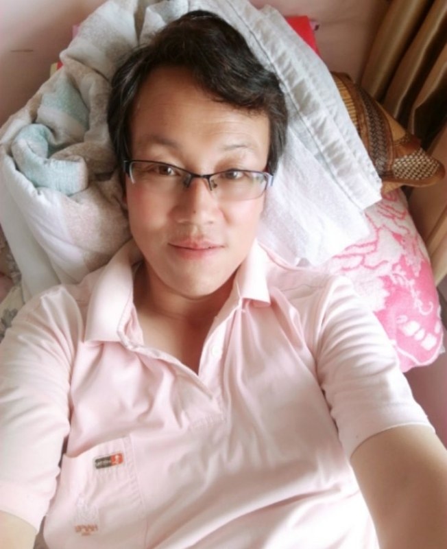 一吻天荒的第一张照片--包头相亲服务中心