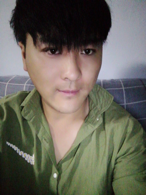 舍不得的第一张照片--包头相亲服务中心