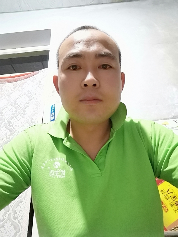 东海龙王的第三张照片--包头相亲服务中心