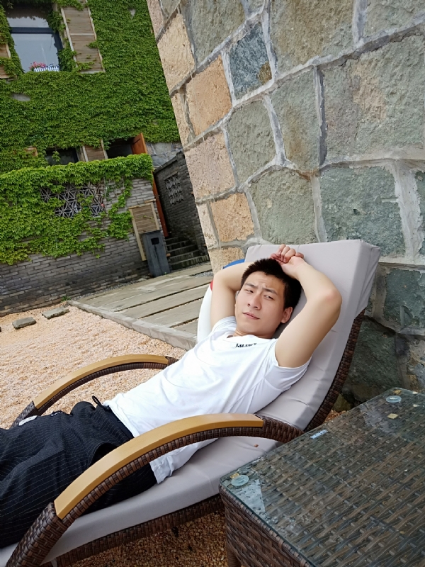 真心寻找另一半的第一张照片--包头相亲服务中心