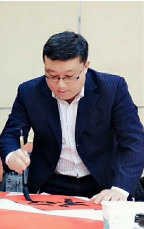 青岛小哥哥的第一张照片--包头相亲服务中心