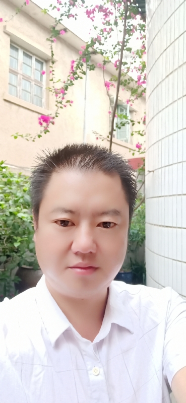 陈欢翔的第一张照片--包头相亲服务中心