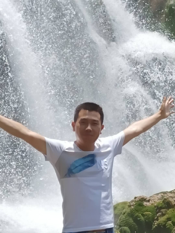 挪威森林的第一张照片--包头相亲服务中心