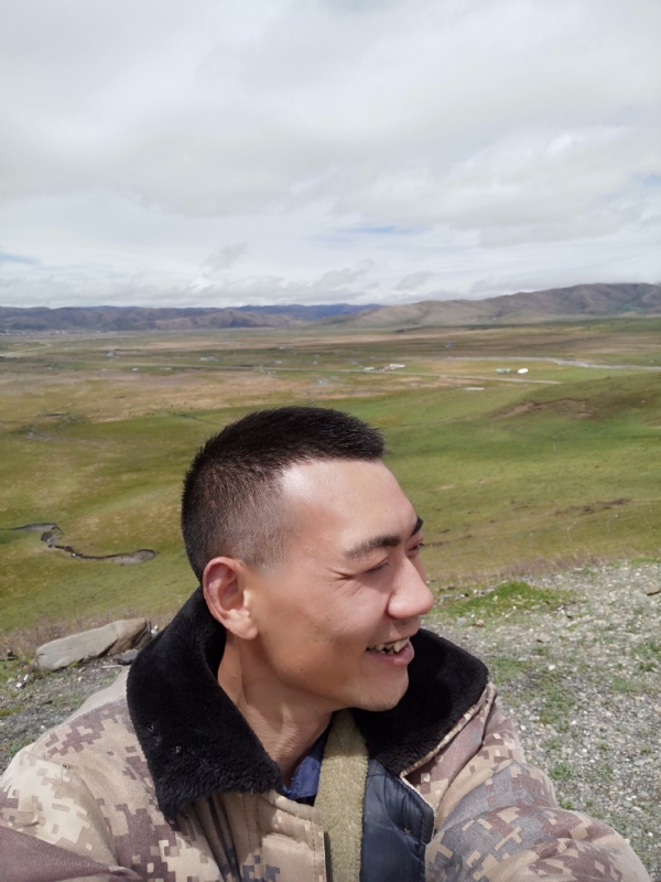 小强的第一张照片--包头相亲服务中心