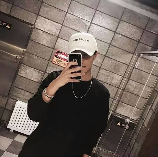 石材美容小王子的第二张照片--包头相亲服务中心