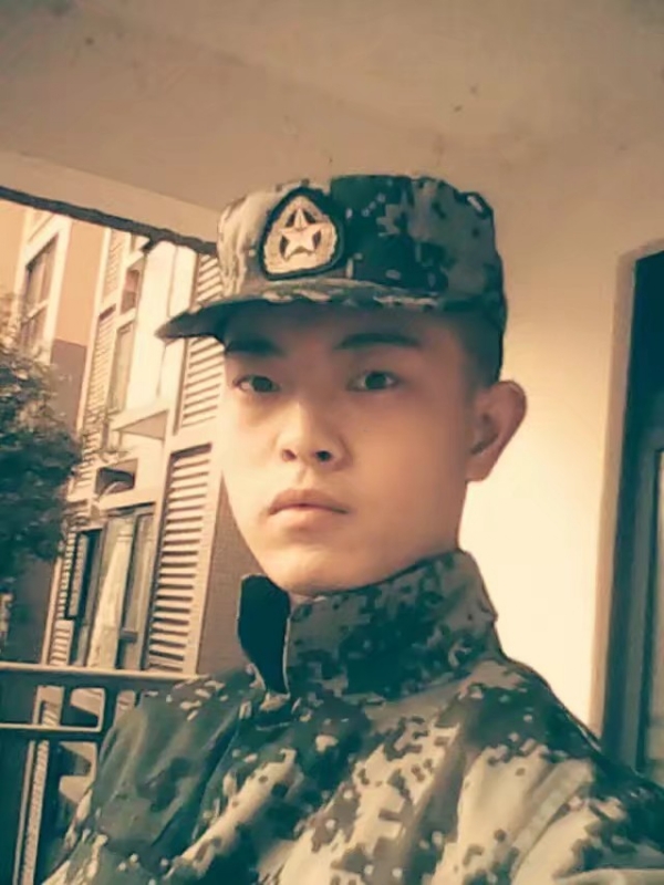 深情留给意中人aaaa的第一张照片--包头相亲服务中心