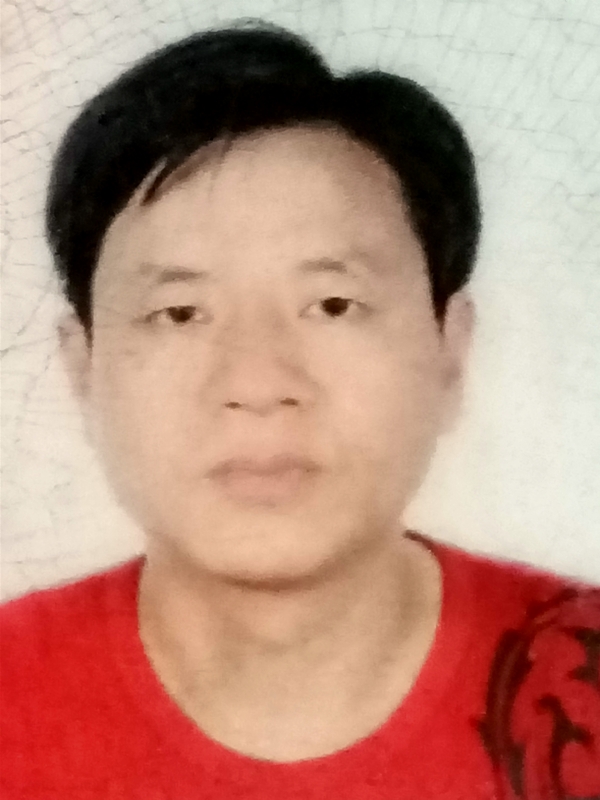 深拥你入怀的第一张照片--包头相亲服务中心