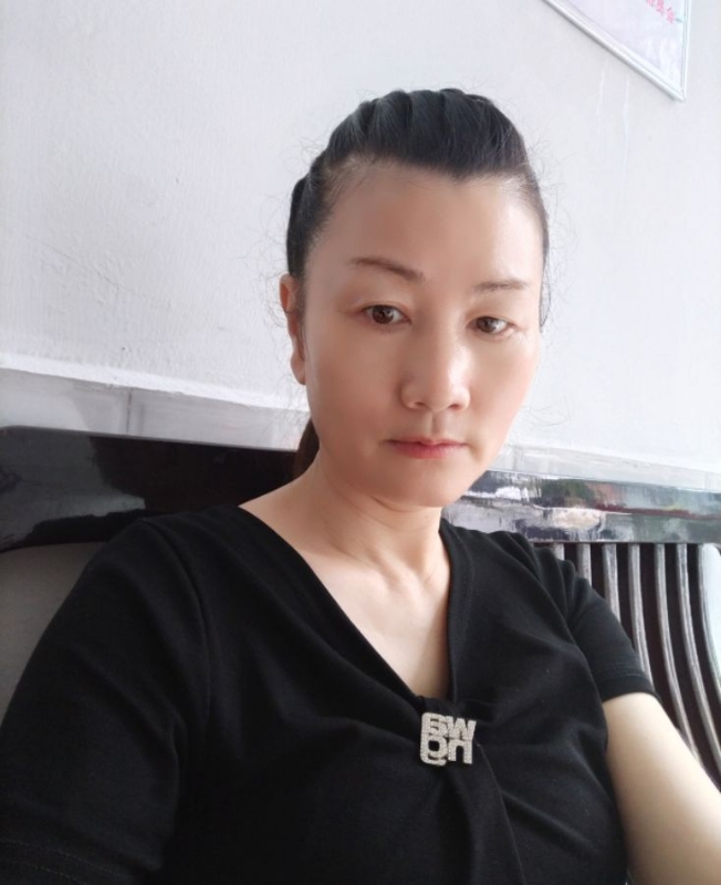 单只蝴蝶的第一张照片--包头相亲服务中心