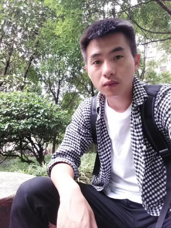 小杨的第一张照片--包头相亲服务中心