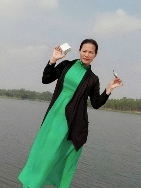 李梅的第三张照片--包头相亲服务中心