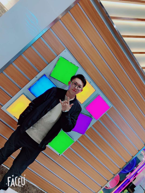 陪伴是最长情的告白的第一张照片--包头相亲服务中心