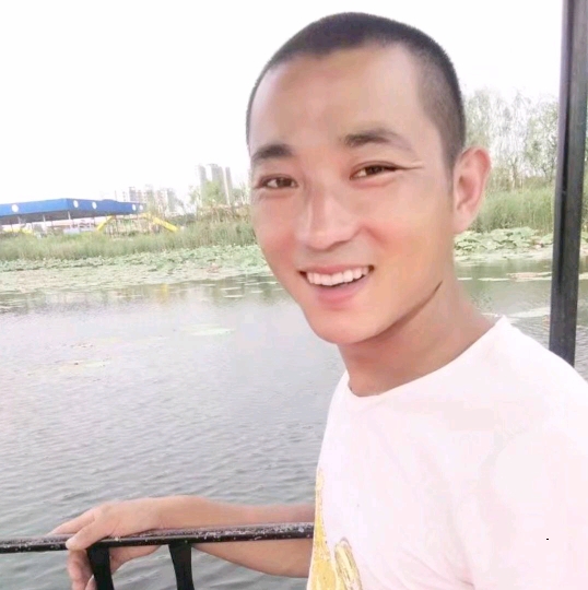 为你等候的第二张照片--包头相亲服务中心