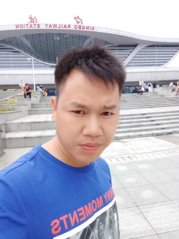 笑对人生的第一张照片--包头相亲服务中心