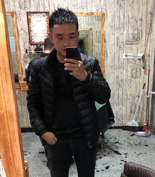 知足常乐的第一张照片--包头相亲服务中心