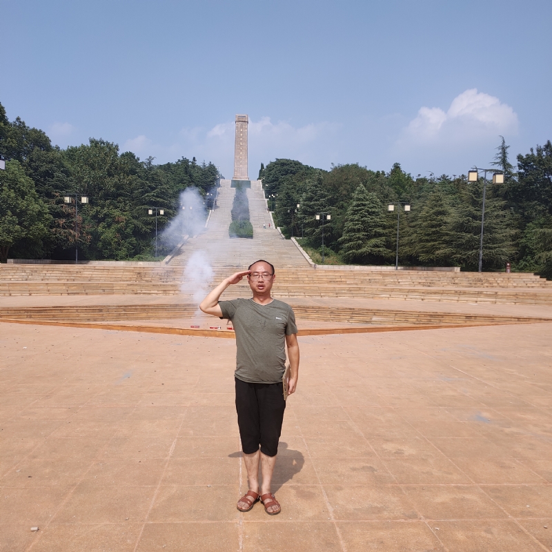 不惑的第一张照片--包头相亲服务中心