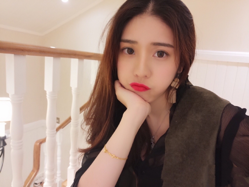 陈怡的第一张照片--包头相亲服务中心