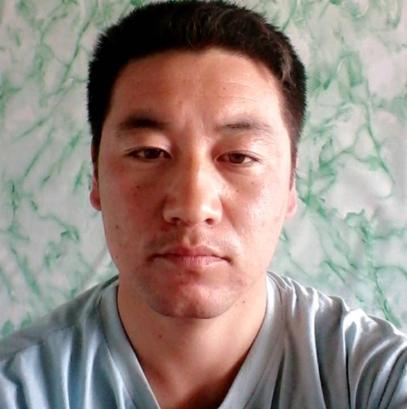 寻找另一半的第三张照片--包头相亲服务中心