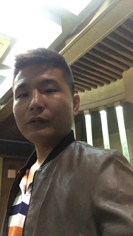 古月的第三张照片--包头相亲服务中心