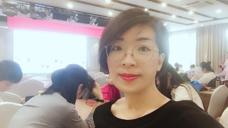 沙拉的第一张照片--包头相亲服务中心