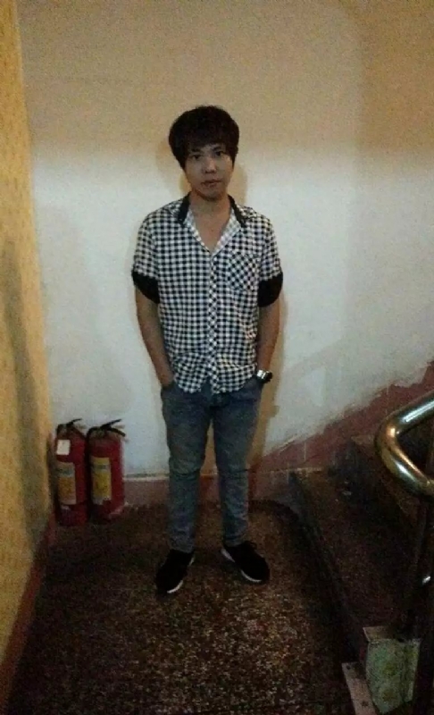 单身征婚的第一张照片--包头相亲服务中心