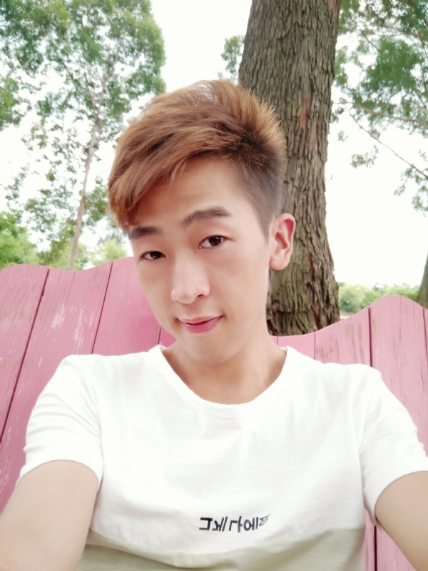 一觉睡到小时候的第一张照片--包头相亲服务中心