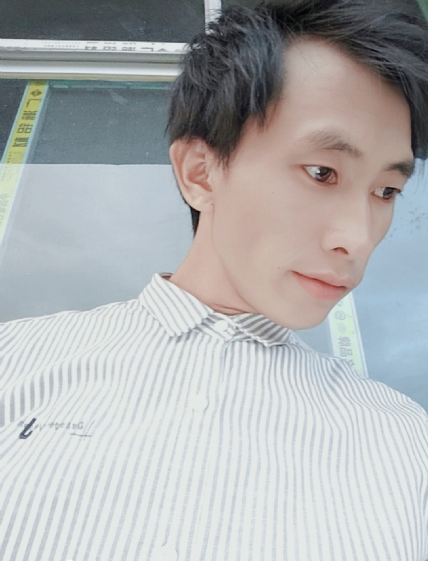 寻找下一个路口的第一张照片--包头相亲服务中心