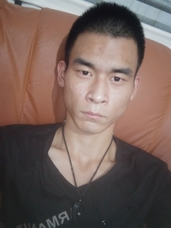 单身狗一枚的第三张照片--包头相亲服务中心