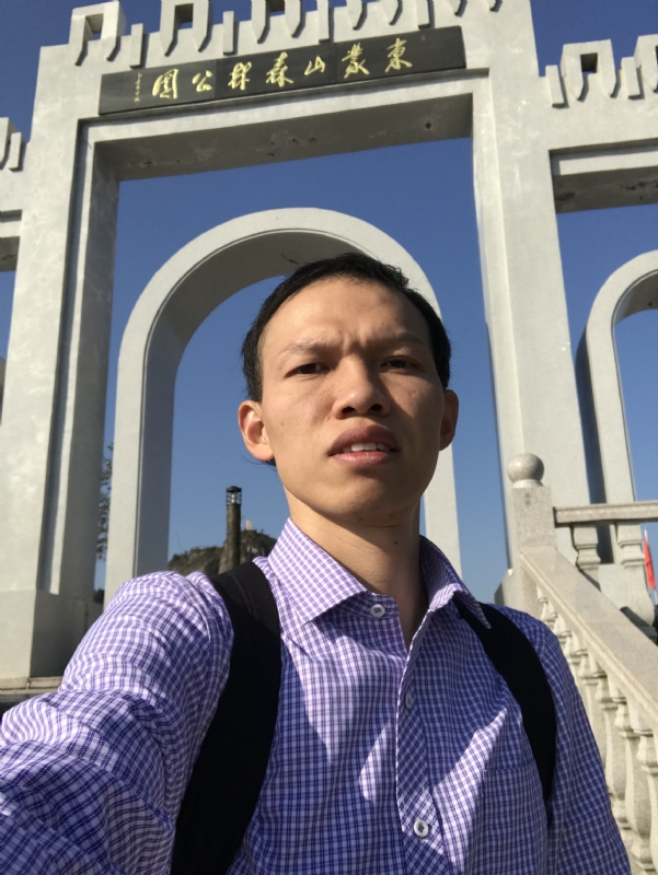 期待有缘的你的第二张照片--包头相亲服务中心