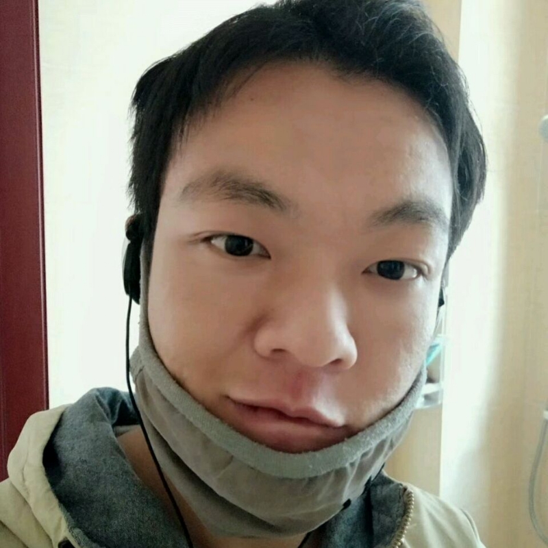 泡沫哭泣的第一张照片--包头相亲服务中心