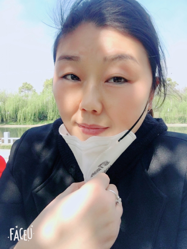 花开半夏的第一张照片--包头相亲服务中心