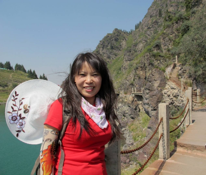 惊虹的第一张照片--包头相亲服务中心