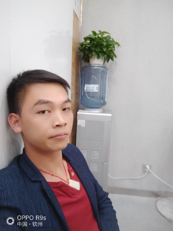 只想好好的爱一个人的第一张照片--包头相亲服务中心