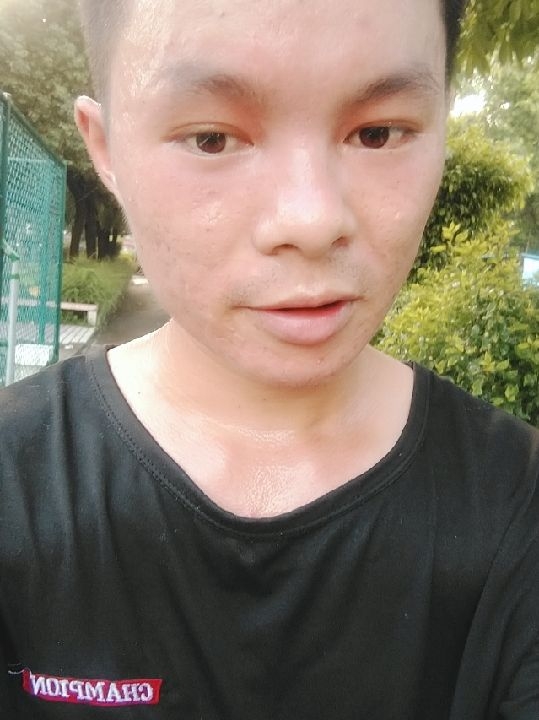 楠呐的第二张照片--包头相亲服务中心